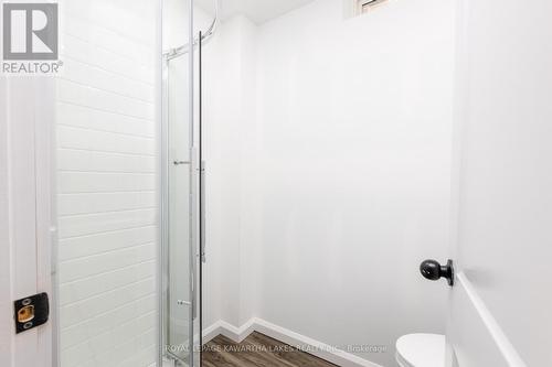 16 Cliff Thompson Court, Georgina (Sutton & Jackson'S Point), ON - Indoor Photo Showing Bathroom