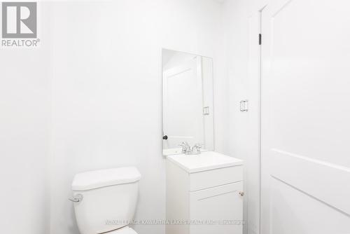 16 Cliff Thompson Court, Georgina (Sutton & Jackson'S Point), ON - Indoor Photo Showing Bathroom