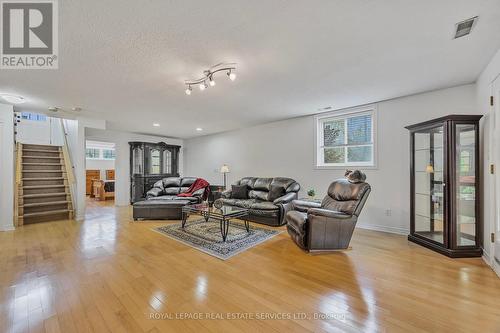 46 Donato Way, Wasaga Beach, ON - Indoor Photo Showing Living Room