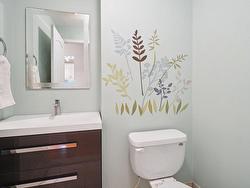 Powder room - 