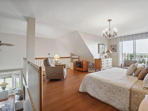 Mezzanine - 403-291 Place Harel, Sainte-Thérèse, QC - Indoor Photo Showing Bedroom