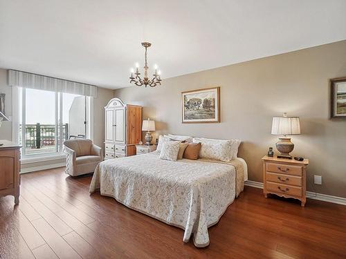 Mezzanine - 403-291 Place Harel, Sainte-Thérèse, QC - Indoor Photo Showing Bedroom