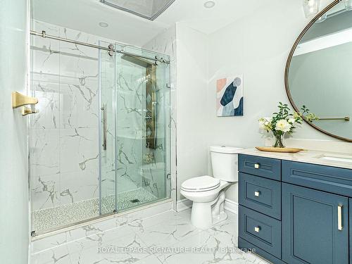 15 Corkett Dr, Brampton, ON - Indoor Photo Showing Bathroom