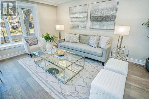 11 Valia Road, Toronto, ON - Indoor Photo Showing Living Room