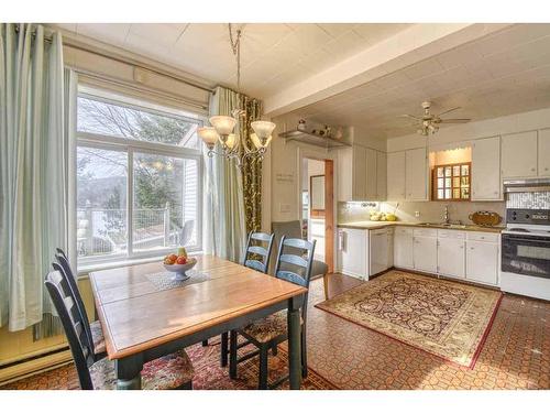 Kitchen - 1771 Rue Principale, Mont-Blanc, QC - Indoor Photo Showing Dining Room