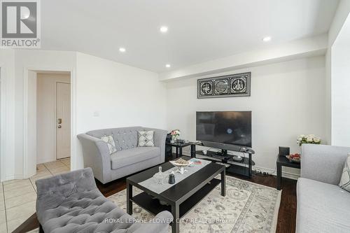 36 - 1000 Asleton Boulevard, Milton, ON - Indoor Photo Showing Living Room