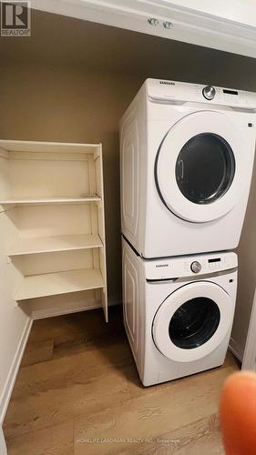 1344 Kaniv Street, Oakville, ON - Indoor Photo Showing Laundry Room