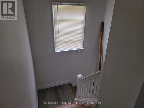 1031 Truman Avenue, Oakville, ON - Indoor Photo Showing Other Room