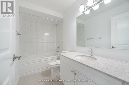 75 - 1317 Leriche Way E, Milton, ON - Indoor Photo Showing Bathroom