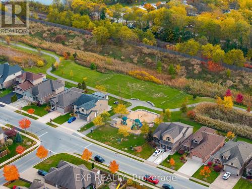 5743 Jake Crescent, Niagara Falls, ON - Outdoor With View