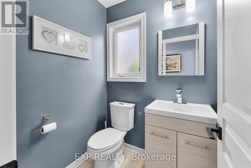 5743 Jake Crescent, Niagara Falls, ON - Indoor Photo Showing Bathroom