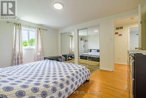 35 Melran Drive, Cambridge, ON - Indoor Photo Showing Bedroom