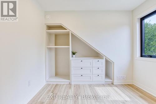 11 Nelles Road N, Grimsby, ON - Indoor Photo Showing Other Room