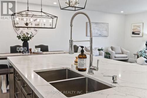 8 Whitt Crescent, Kawartha Lakes (Bethany), ON - Indoor Photo Showing Kitchen With Double Sink