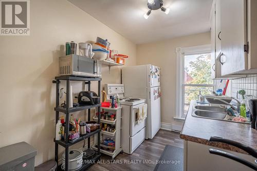 301 Park Street N, Peterborough (Downtown), ON - Indoor Photo Showing Kitchen With Double Sink