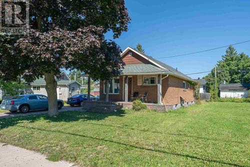 104 Wawanosh Ave, Sault Ste Marie, ON - Outdoor