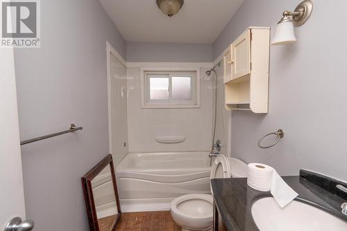 104 Wawanosh Ave, Sault Ste Marie, ON - Indoor Photo Showing Bathroom