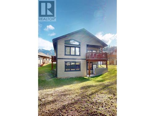 7309 Copperhorn Drive Drive, Radium Hot Springs, BC - Outdoor With Balcony