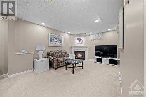 32 Whalings Circle, Stittsville, ON - Indoor With Fireplace