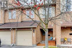 130 LANDOVER CRESCENT  Kanata, ON K2M 2W2