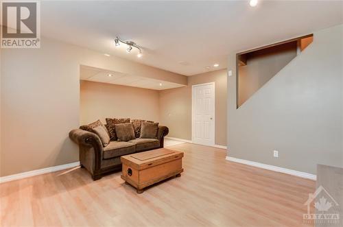 130 Landover Crescent, Kanata, ON - Indoor