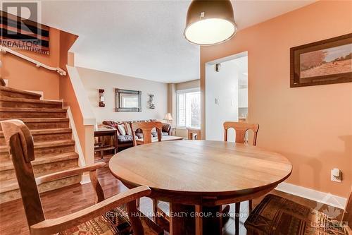 130 Landover Crescent, Ottawa, ON - Indoor Photo Showing Dining Room