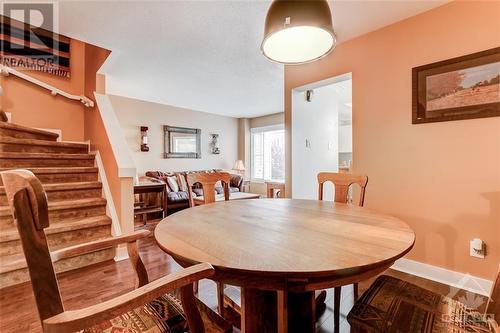 130 Landover Crescent, Kanata, ON - Indoor Photo Showing Dining Room