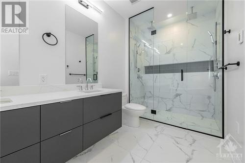 531 Broadhead Avenue Unit#A, Ottawa, ON - Indoor Photo Showing Bathroom