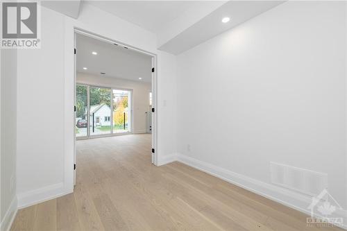 531 Broadhead Avenue Unit#A, Ottawa, ON - Indoor Photo Showing Other Room