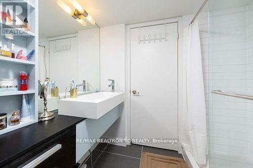 2503 - 38 Dan Leckie Way, Toronto, ON - Indoor Photo Showing Bathroom