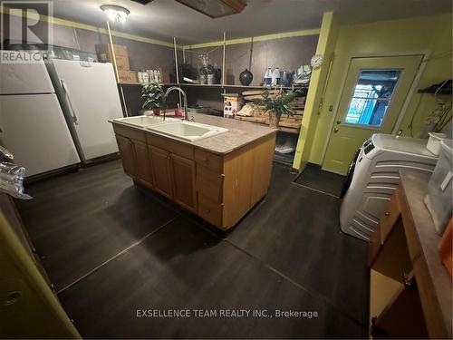 17524 Sandringham Road, North Stormont, ON - Indoor Photo Showing Bathroom