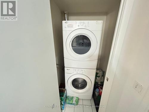 1401 - 151 Village Green Square, Toronto, ON - Indoor Photo Showing Laundry Room