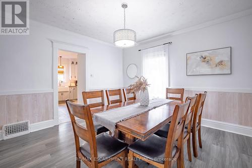 8269 Willoughby Drive, Niagara Falls, ON - Indoor Photo Showing Dining Room