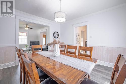 8269 Willoughby Drive, Niagara Falls, ON - Indoor Photo Showing Dining Room