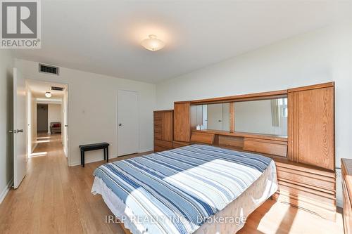 1201 - 2323 Confederation Parkway, Mississauga, ON - Indoor Photo Showing Bedroom