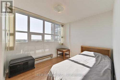 1201 - 2323 Confederation Parkway, Mississauga, ON - Indoor Photo Showing Bedroom