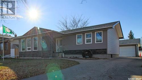 47 Minot Drive, Regina, SK - Outdoor