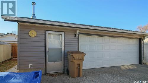 47 Minot Drive, Regina, SK - Outdoor With Exterior