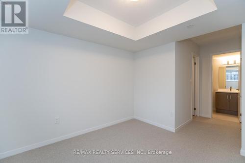 Th 305 - 130 Honeyscrisp Crescent, Vaughan, ON - Indoor Photo Showing Other Room