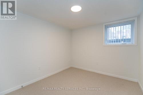 Th 305 - 130 Honeyscrisp Crescent, Vaughan, ON - Indoor Photo Showing Other Room