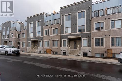 Th 305 - 130 Honeyscrisp Crescent, Vaughan, ON - Outdoor With Facade