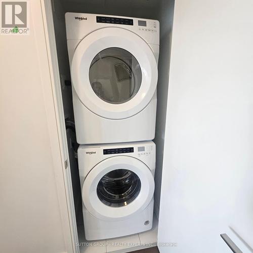 617 - 1350 Ellesmere Road, Toronto, ON - Indoor Photo Showing Laundry Room