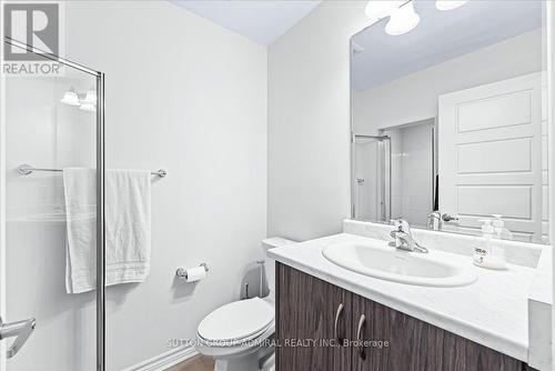 107 - 1034 Reflection Place, Pickering, ON - Indoor Photo Showing Bathroom