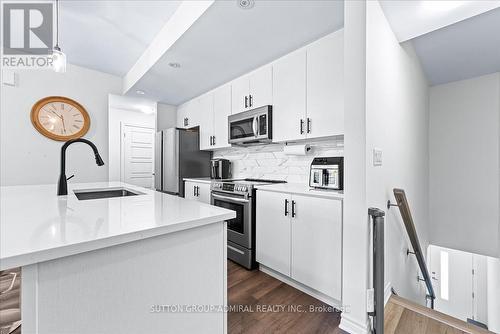 107 - 1034 Reflection Place, Pickering, ON - Indoor Photo Showing Kitchen With Upgraded Kitchen