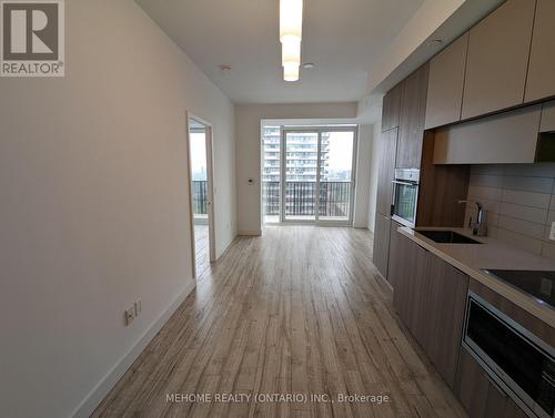 3012 - 8 Eglinton Avenue E, Toronto, ON - Indoor Photo Showing Kitchen