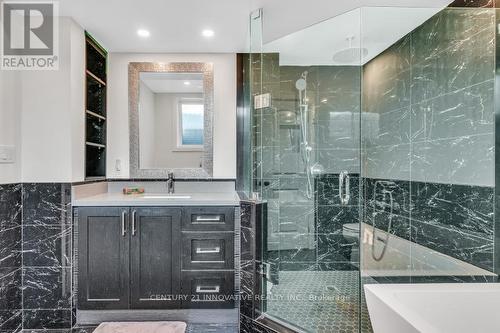 5023 Franklin Street, Pickering, ON - Indoor Photo Showing Bathroom