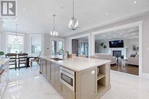 229 5Th Concession Road, Ajax, ON - Indoor Photo Showing Kitchen With Double Sink With Upgraded Kitchen