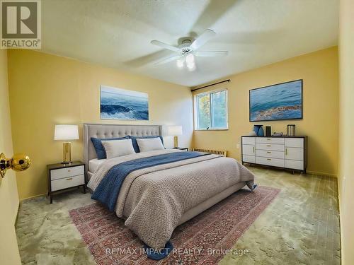 305 - 936 Glen Street, Oshawa, ON - Indoor Photo Showing Bedroom