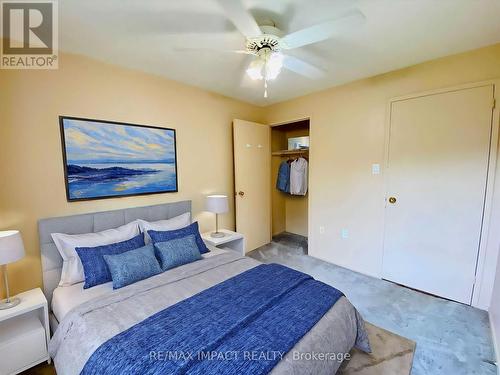 305 - 936 Glen Street, Oshawa, ON - Indoor Photo Showing Bedroom