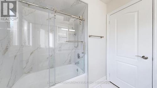 69 Bayswater Avenue, Richmond Hill, ON - Indoor Photo Showing Bathroom